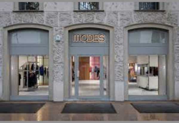 MODES: Il Tuo Destino di Moda Online